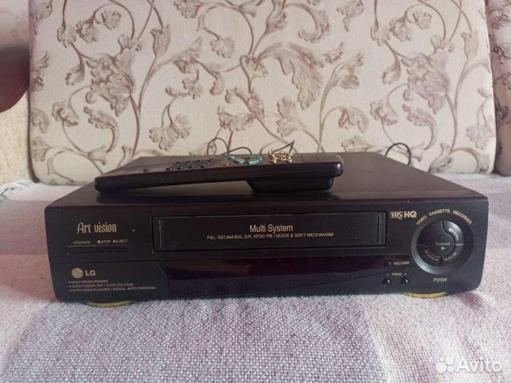 Видеомагнитофон lg