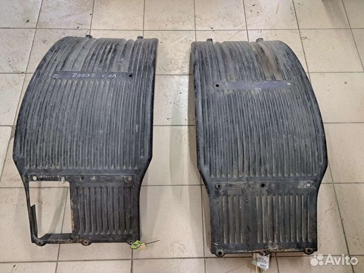 Крыло переднего колеса передняя часть volvo FH 12