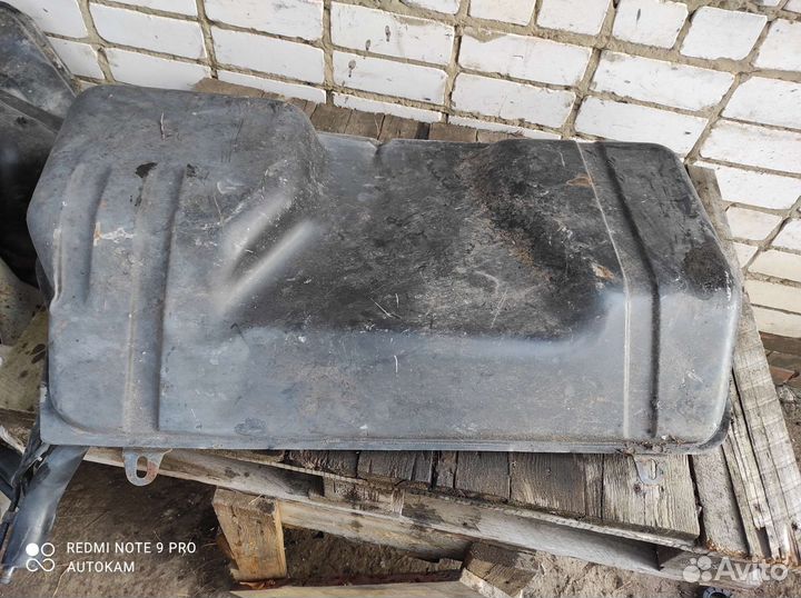 Топливный бак Chevrolet Niva