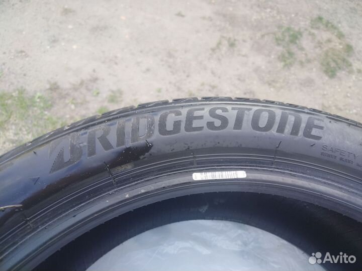 Bridgestone Turanza T005 225/45 R18 95