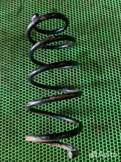 Пружина передняя Opel Astra H Z18XER 2007