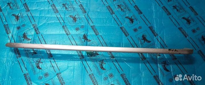 Накладка левой подножки Prado 150 Оригинал бу