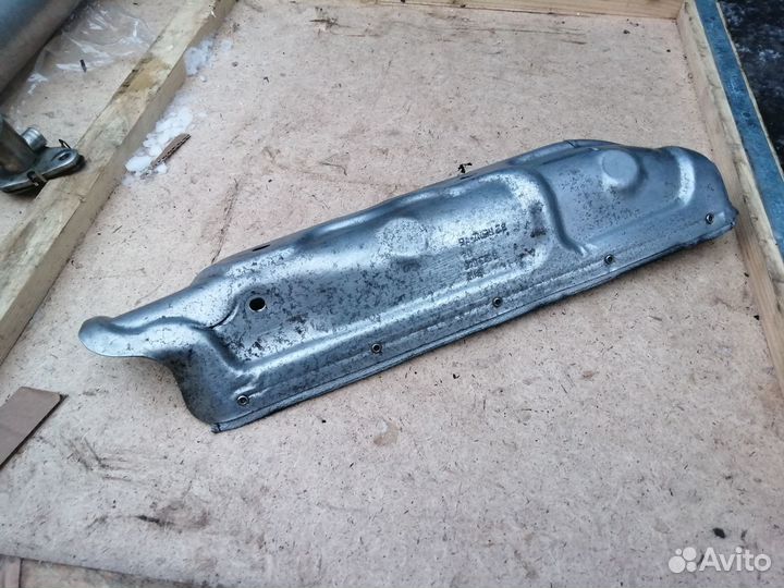 Тепловой экран коллектора B47 BMW X4 F26 X3 F25