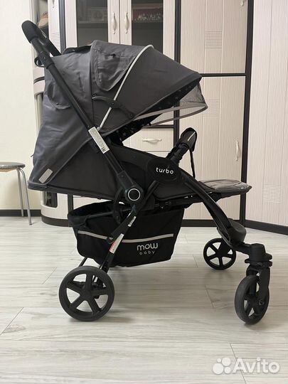 Прогулочная коляска новая