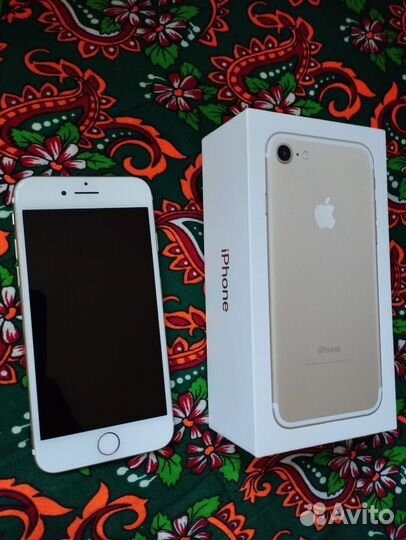 Телефон iPhone 7 128gb