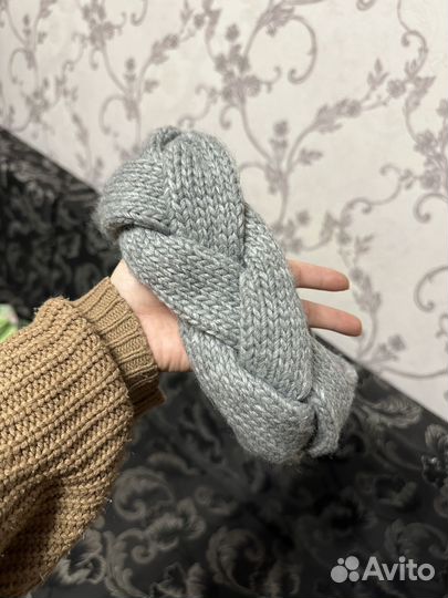 Повязка на голову вязаная