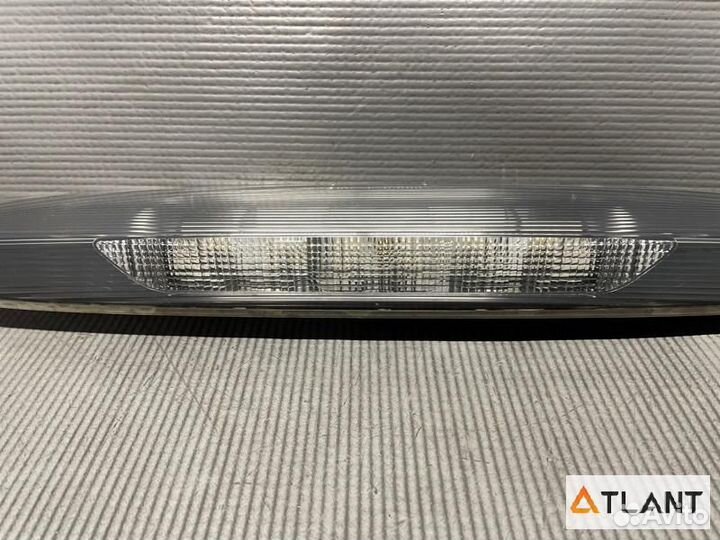 Стоп задний nissan serena