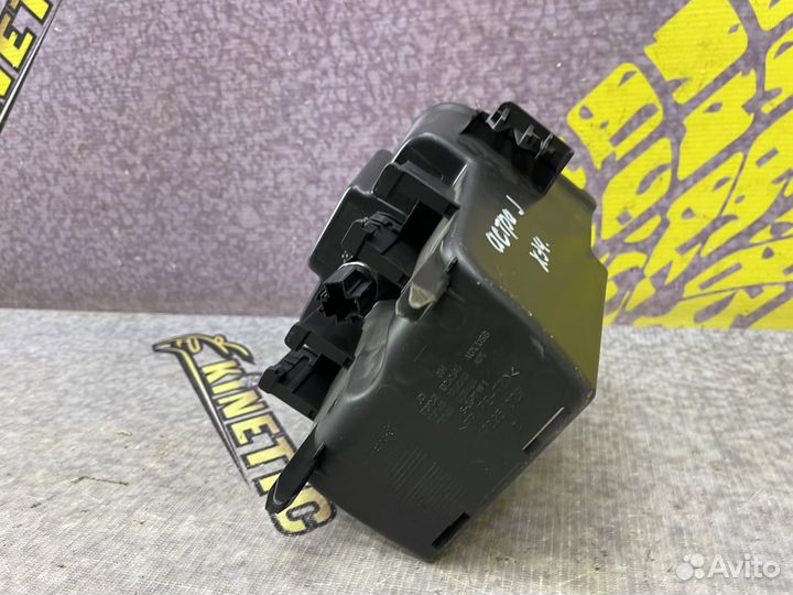 Бардачок передней консоли Прикуриватель Астра J