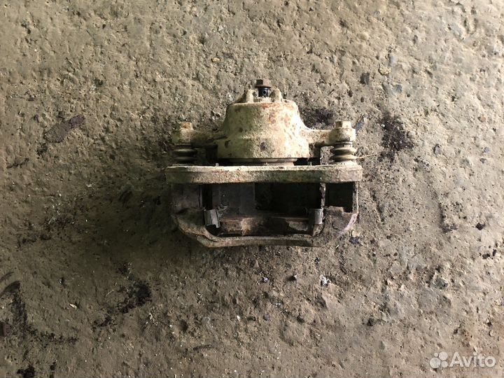 Kia rio 2 Суппорт