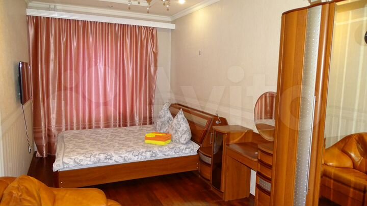 2-к. квартира, 85 м², 3/5 эт.