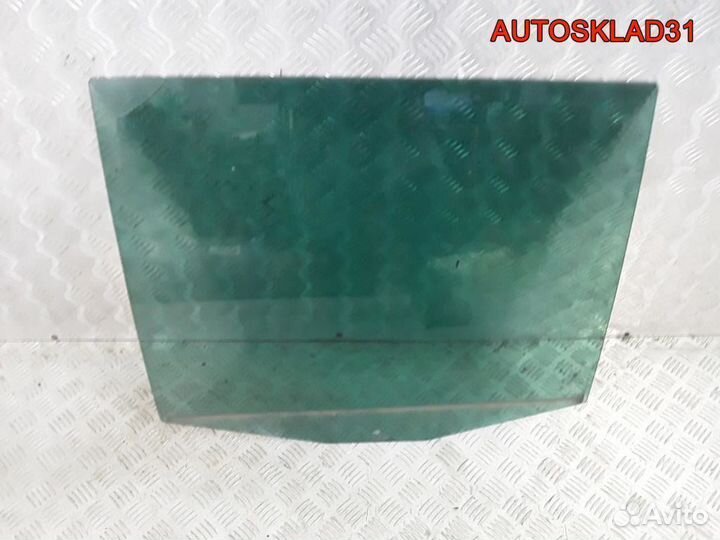 Стекло двери задней левой VW Touran 1T0845025H