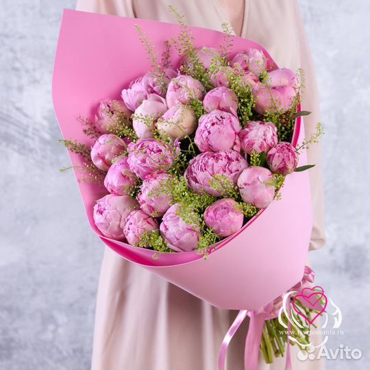 Букет из 25 розовых пионов (Премиум) с тиласпией
