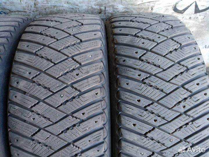 Goodyear Ultragrip Ice Arctic 225/50 R17 98T