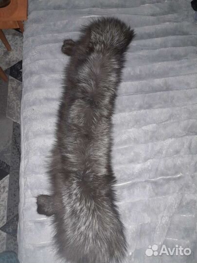 Меховой воротник чернобурка