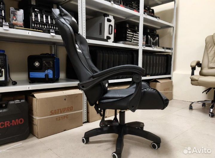 Компьютерное кресло игровое