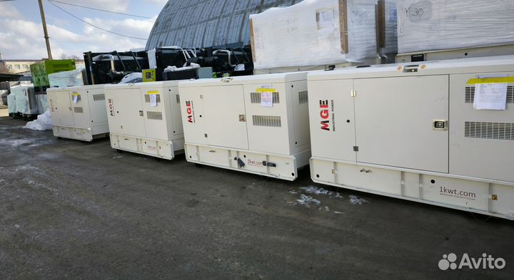 Дизельный генератор 25 кВт Strateg в кожухе