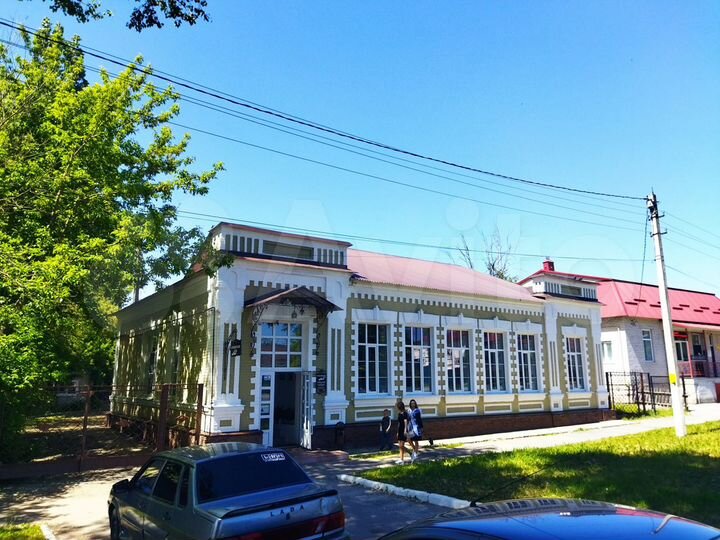 Здание, 220 м²