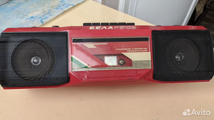 Кассетный магнитофон