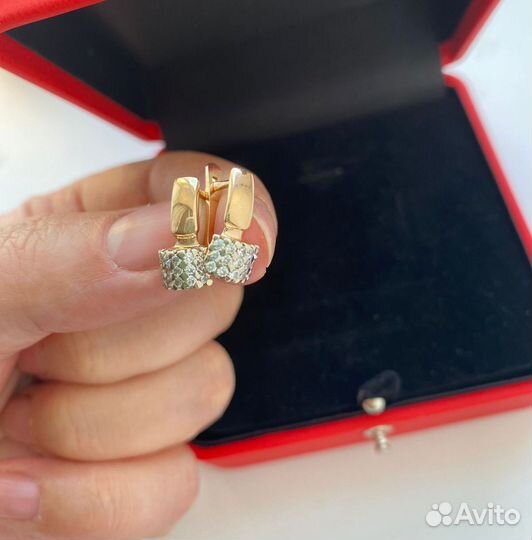 Золотые серьги