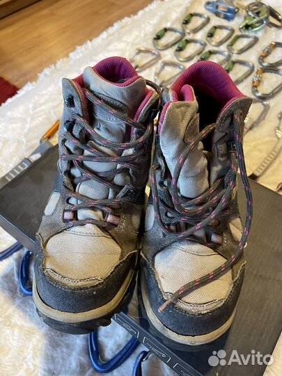 Туристические ботинки женские oxylane