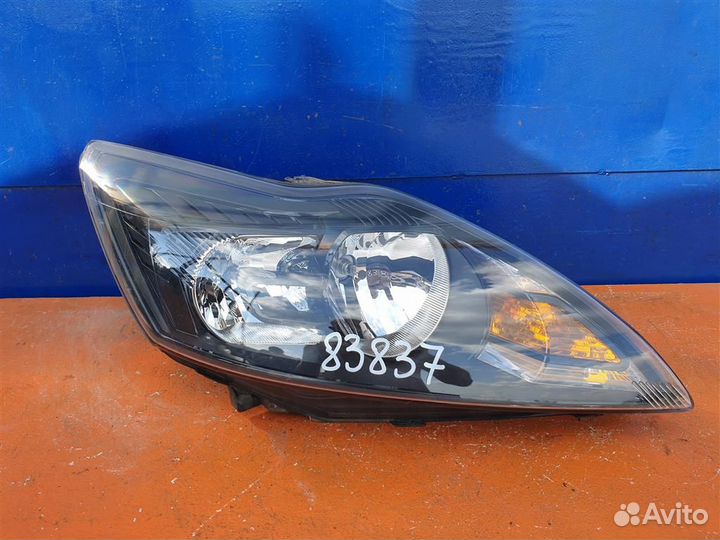Фара правая Ford Focus 2+ Фокус 2008-2011 1754444