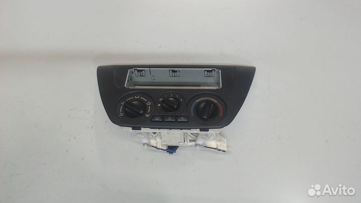 Переключатель отопителя Mitsubishi Lancer 9, 2006