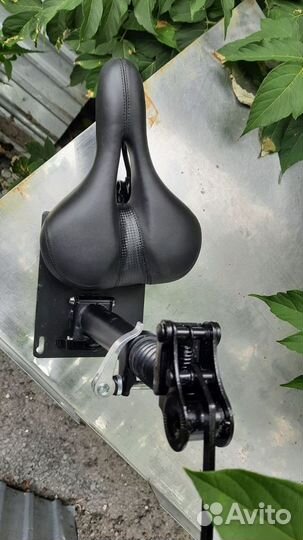 Сидение для электросамоката