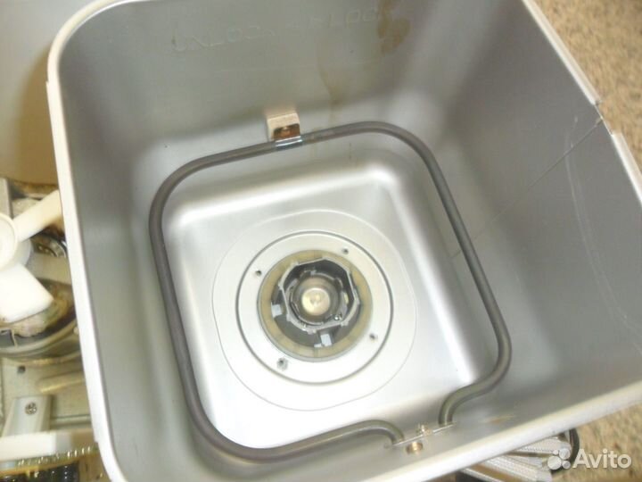 Хлебопечка scarlett SC-400 на запчасти