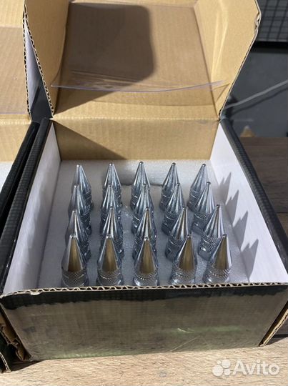 Крепеж для колес