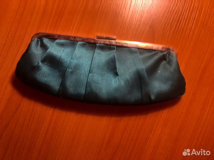 Изумрудный сатиновый клатч Accessories