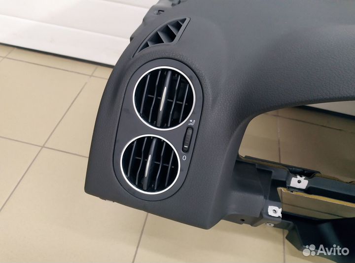 Торпедо Volkswagen Golf Plus 2005-2014