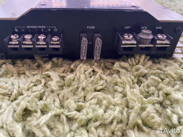 Усилитель ground zero