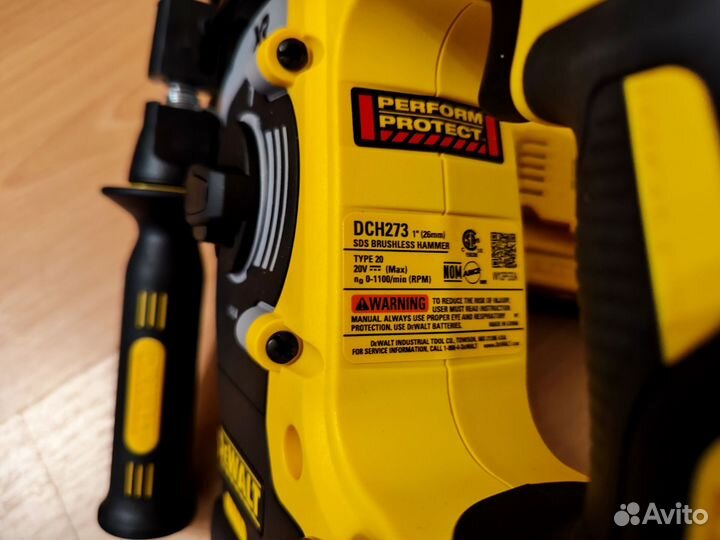 Перфоратор DeWalt DCH273N