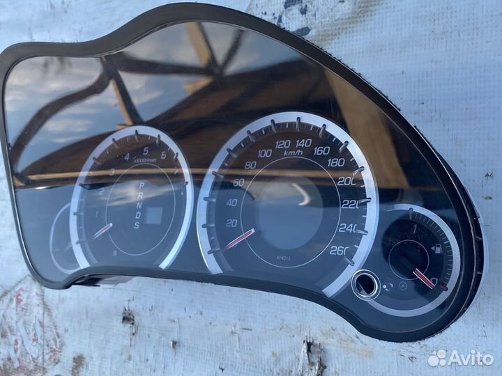 Honda Accord 8 приборная панель