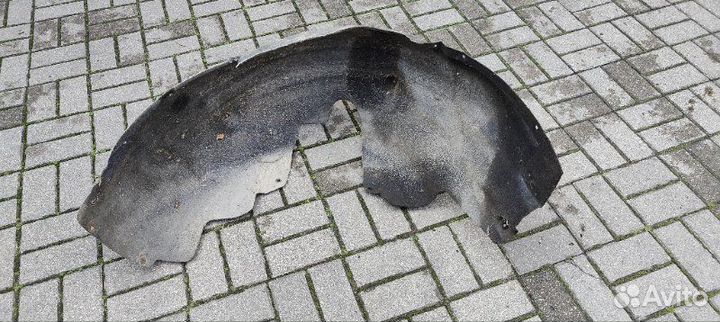 Подкрылок задний левый правый Bmw 7 F02 F01 N63