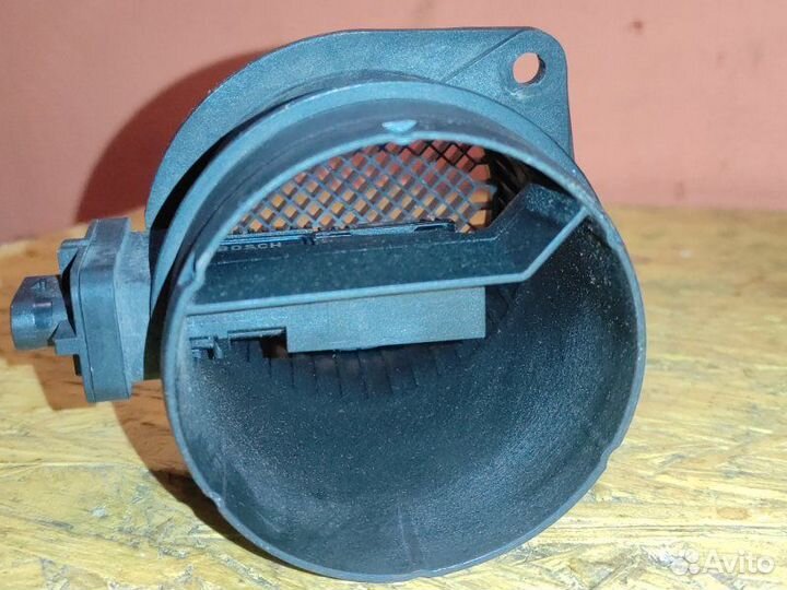 Расходомер (датчик дмрв) Volkswagen Crafter 2E