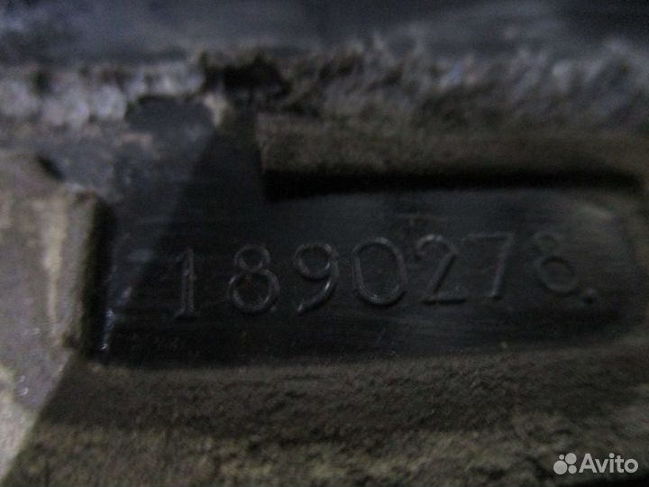 Шильда подножки обслуживания Scania 1890278