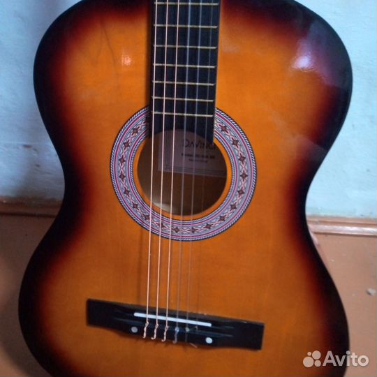 Гитара 6 струнная