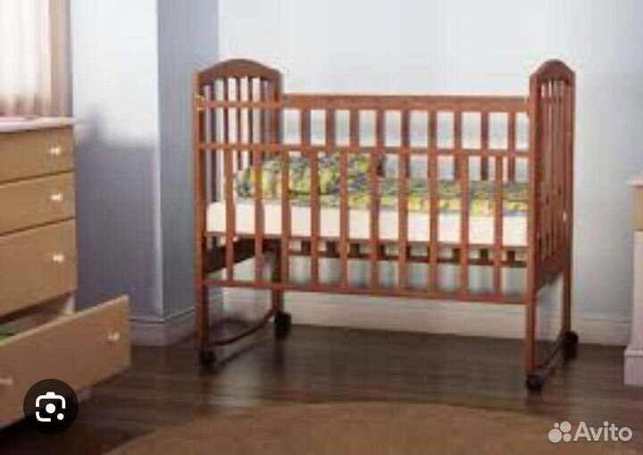 Продам кроватку, матрас, автолюлька, ванночку