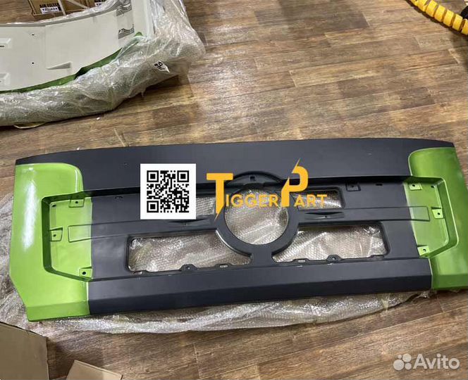 Капот в сборе с решеткой зеленый shacman Х3000 DZ1