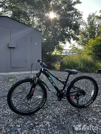 Продам велосипед GT