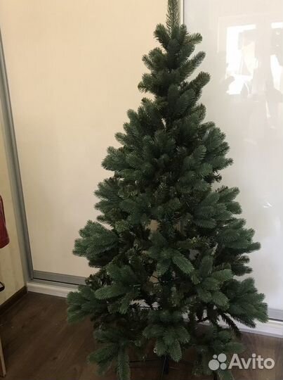 Искусственная елка 150 см 507 веток