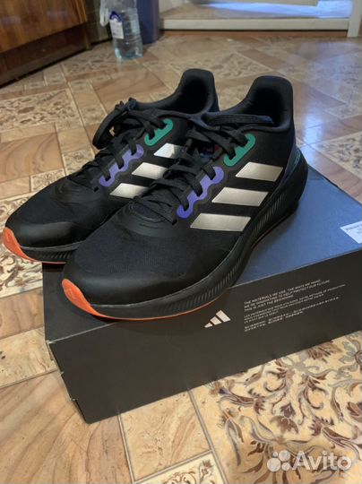 Беговые кроссовки adidas 41