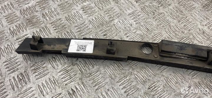 Кнопка открытия багажника BMW 7 E65/E66/E67 рест