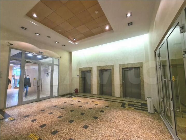 Сдам офисное помещение, 290 м²