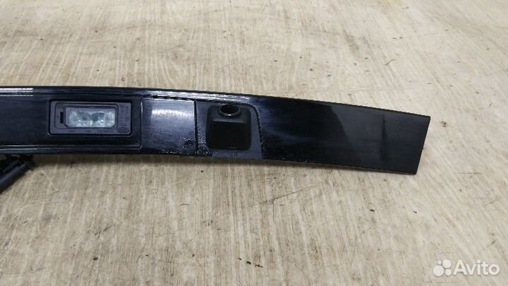 Подсветка номера Land Rover / Discovery Sport / L5