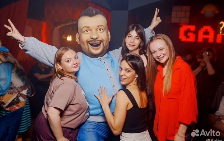 Ростовые куклы, звёзды. Шуточный стриптиз