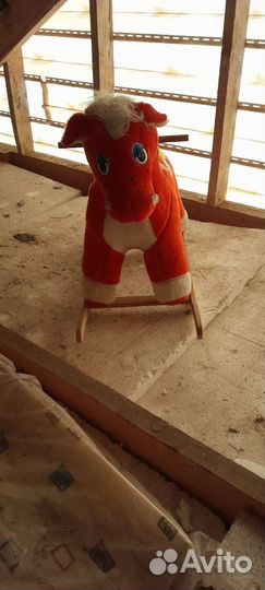 Лошадь качалка