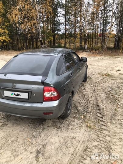 LADA Priora 1.6 МТ, 2011, битый, 150 000 км