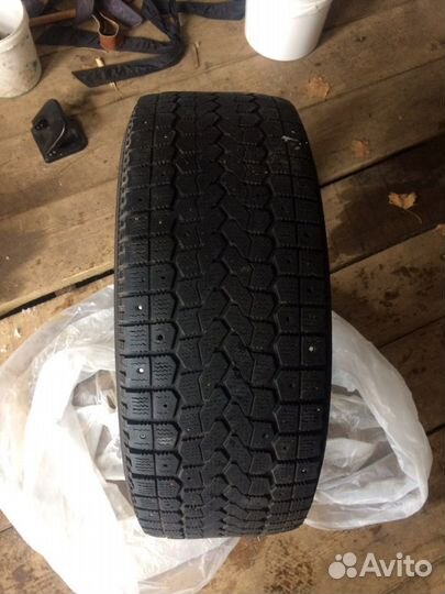 Yokohama Ice Guard F700S 205/55 R16